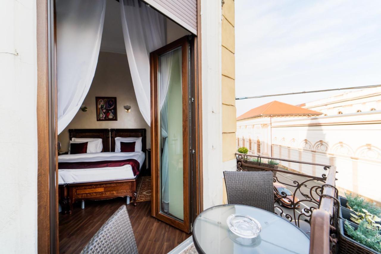 Cameră dublă cu balcon
